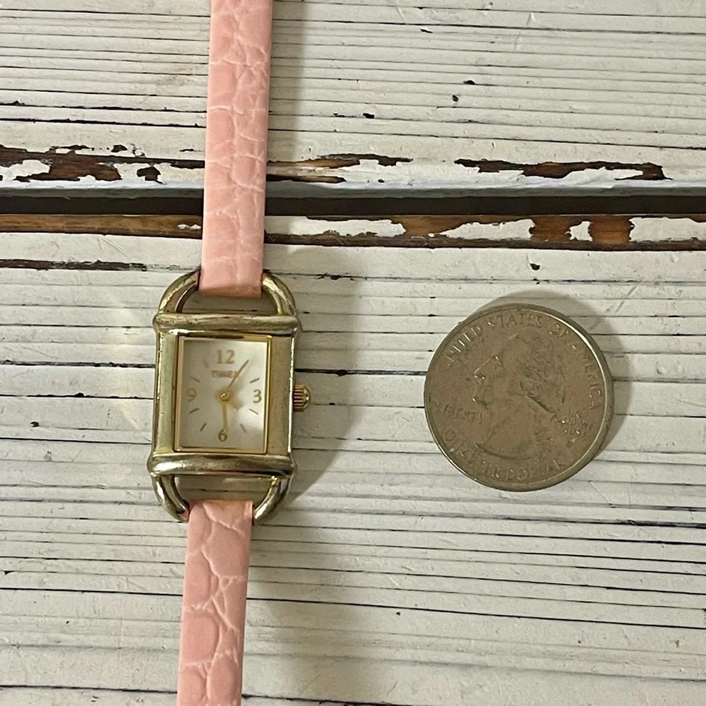 NEW BATTERY Y2K Timex Women’s Watch Pink Rose Leather Band Minimalist Gold‎ Tone